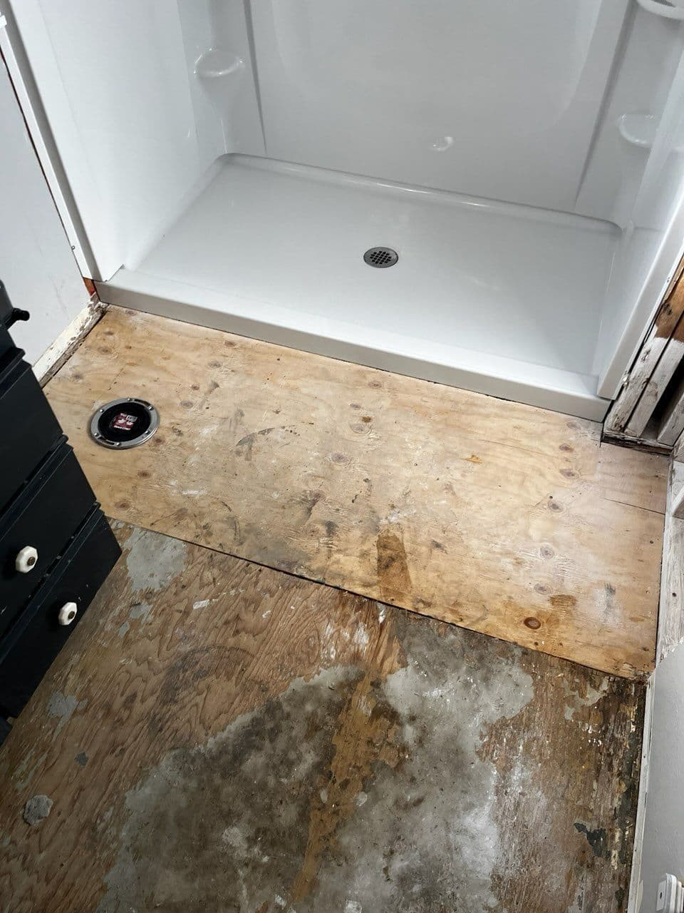 Gallery photos for Fresh Look with a New Kohler Shower and Flange: Image #1