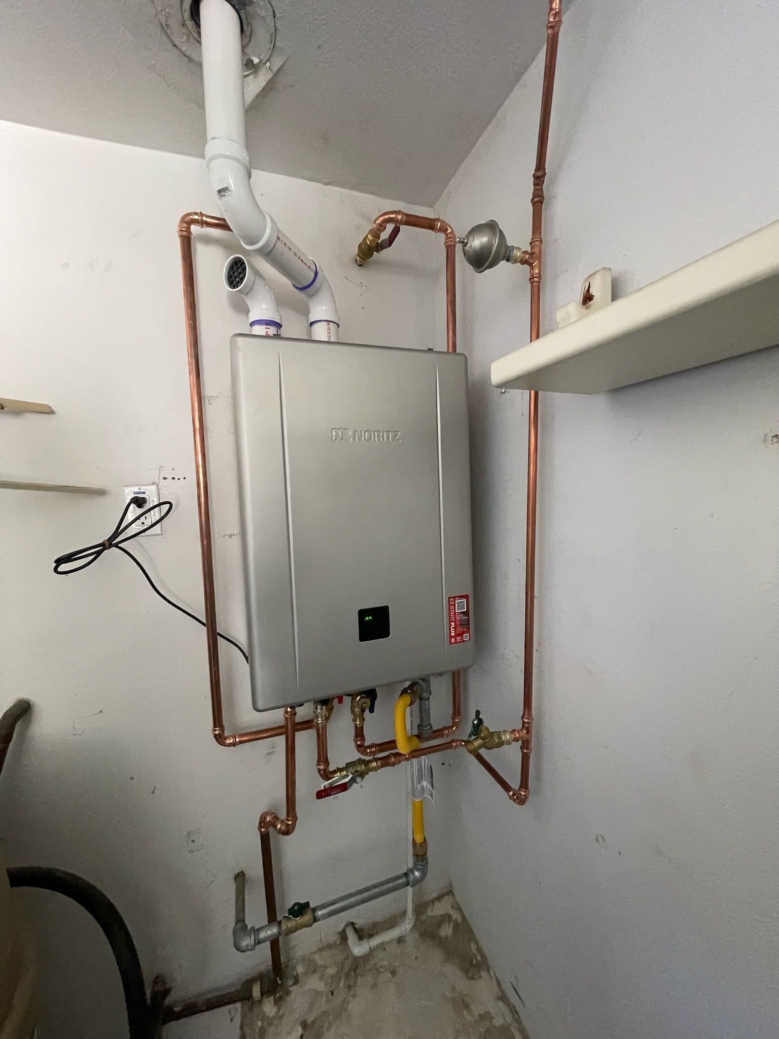 Efficient Tankless Water Heater Installation Service image